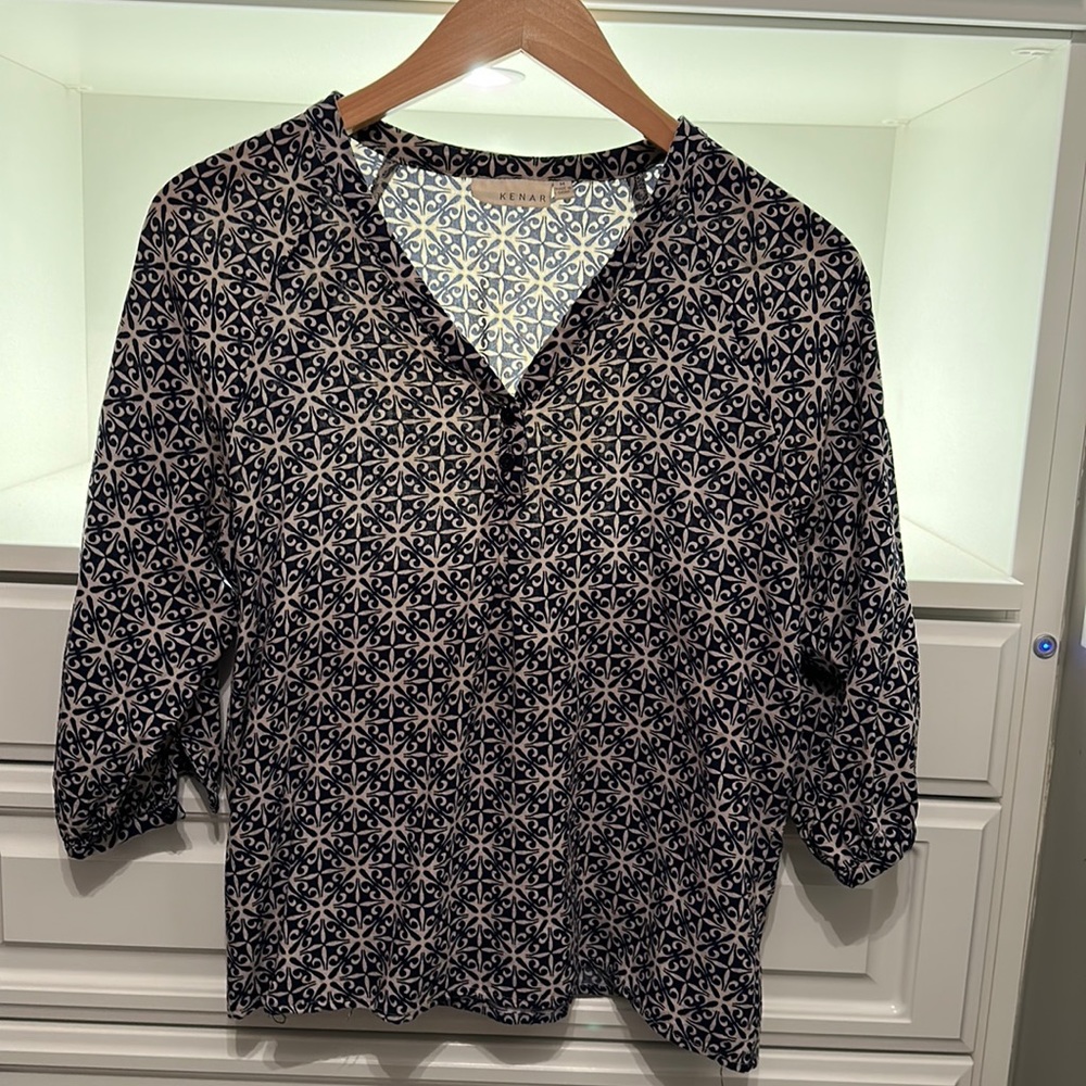 Navy and tan patterned women’s blouse by Kenar